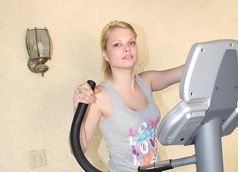 Horny Little Taylor